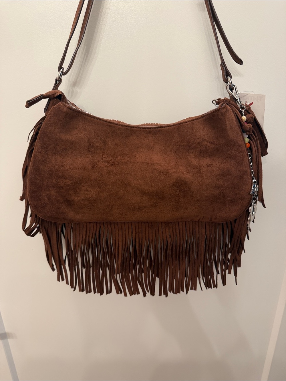 NWT-VIRAL True Religion Brown Suede Fringe Shoulder Bag with Stud Accents. - Picture 6 of 16